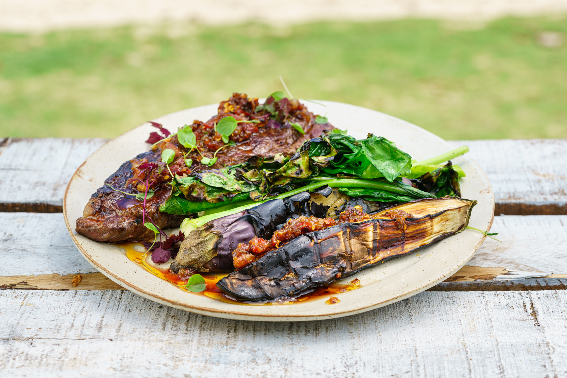 秘制XO醬牛排佐炙燒茄子